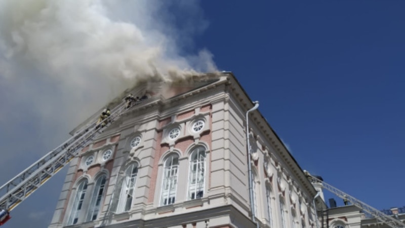 СМИ сообщают о пострадавших во вчерашнем пожаре в Алафузовском театре в Казани