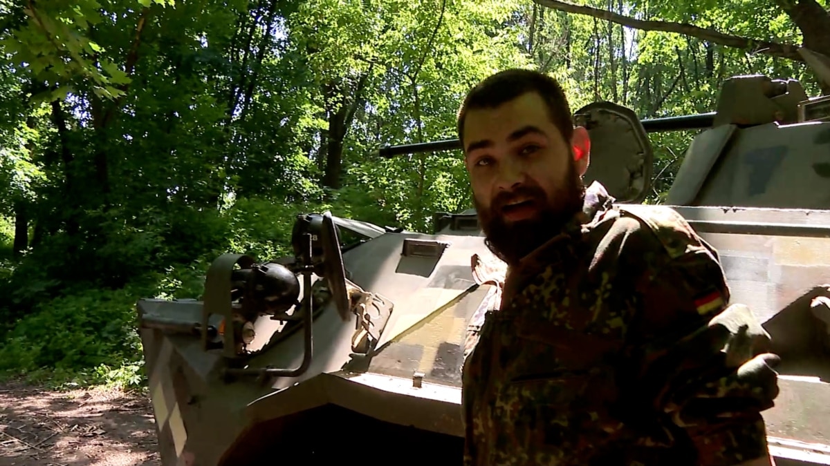 How A Wrecked Russian Armored Vehicle Is Now Fighting For Ukraine