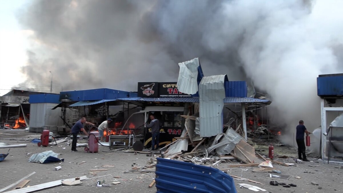 Calls For Evacuation As Russia Escalates Offensive In Eastern Ukraine - Vimarsana News