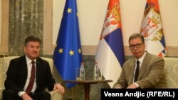 Miroslav Lajçak, përfaqësues i posaçëm i BE-së për dialogun Kosovë-Serbi, dhe presidenti serb, Aleksandar Vuçiq, Beograd 29 qershor 2022.