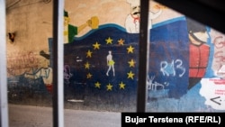 Grafite me flamurin e BE-së, Prishtinë 2022.