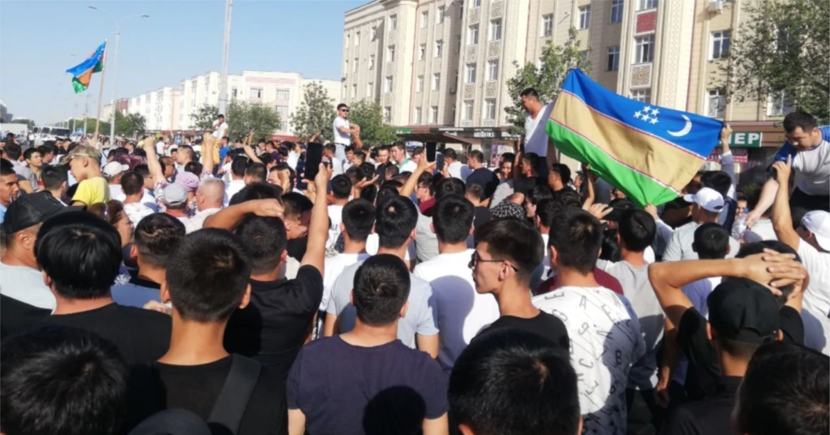 Аналдағы экстремалды дилдо Қолмен жұмыс пен мастурбацияның порнофотосуреттері