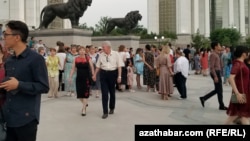 Milli medeni merkeziň "Mukamlar köşgi". Aşgabat