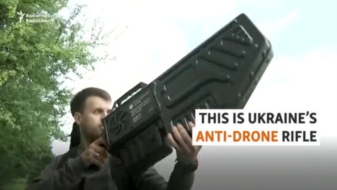 her Mikroprocessor følelsesmæssig Ukraine's Anti-Drone Rifle Takes Aim At Russian UAVs