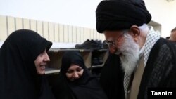 دیدار رهبر جمهوری اسلامی در سال ۹۷ با خانوادههای شماری از افرادی که «دانشمندان هستهای» نامیده میشوند