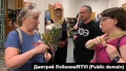 Уңнан: активист Юлия Галямина, Лилия Чанышеваның ире Алмаз Гатин