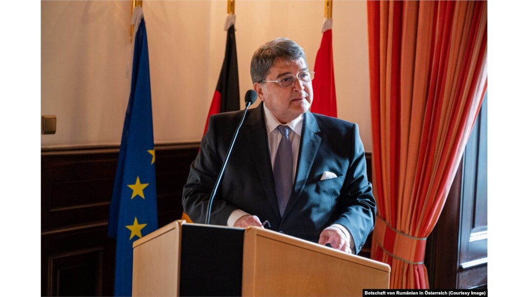 ES Emil Hurezeanu, ambasadorul României în Austria.