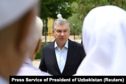 Өзбекстан президенті Шавкат Мирзияев та ел конституциясын өзгертіп, президенттік мерзімді жеті жылға ұзартқысы келеді.