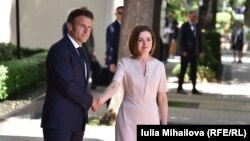 ემანუელ მაკრონი და მაია სანდუ