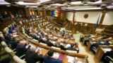 Majoritatea parlamentară în legislatura a XI este deținută de formațiunea PAS care are 63 de mandate de deputat. 