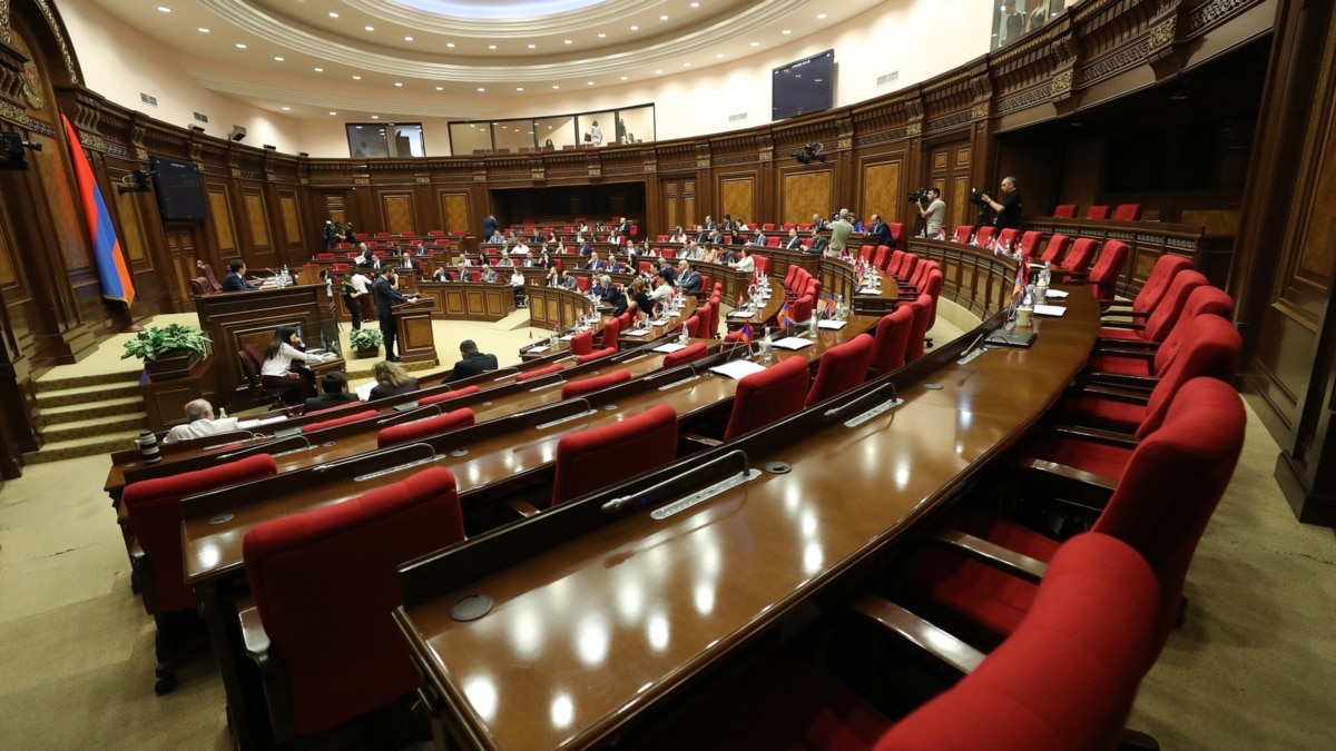 A proposal to prohibit Russian dairy imports is introduced in the Armenian parliament