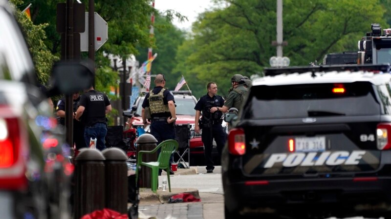 Optuženi za masovnu pucnjavu 4. jula u blizini Čikaga izjasnio se da nije kriv