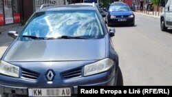 Automobili na severu Kosova sa starim registarskim tablicama, 4. jul 2022.