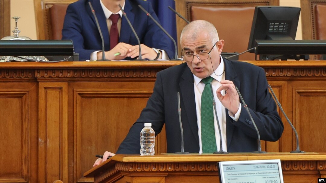 Министърът на труда и социалната политика Георги Гьоков