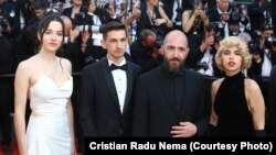 Echipa filmului „Metronom”, premiat la Cannes. De la stânga la dreapta: Mara Vicol, Șerban Lazarovici, Alexandru Belc, Mara Bugarin 