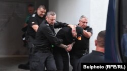 Арестът на Георги Семерджиев на 6 юли, ден след катастрофата, убила две жени в София. Снимка: Булфото
