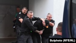 Арестът на Георги Семерджиев на 6 юли, ден след катастрофата, убила две жени в София. Снимка: Булфото.
