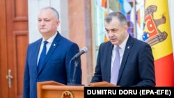 23 decembrie 2020. Fostul premier Ion Chicu (dreapta) alături de ex-președintele Igor Dodon.