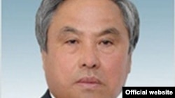 Жабал Ергалиев, депутат сената парламента Казахстана. Фото с сайта парламента. 