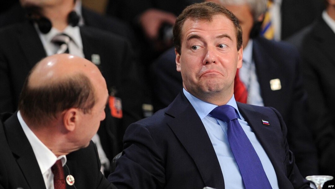 Russian President Medvedev (right) during the NATO summit in Lisbon in November