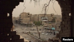 تصویری از ویرانه‌های شهر دیرالزور در مرکز استانی با همین نام در شرق سوریه