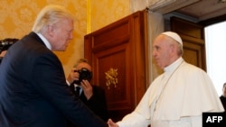 Pamje nga takimi i Papës Françesk me presidentin amerikan Donald Trump, sot në Vatikan