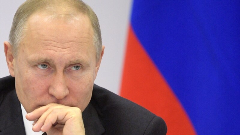 Путин формално регистриран како претседателски кандидат