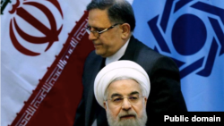 ولی‌الله سیف تا مرداد ۹۷ رئيس کل بانک مرکزی ایران بود و با افزایش انتقادها از عملکرد او، توسط حسن روحانی برکنار شد