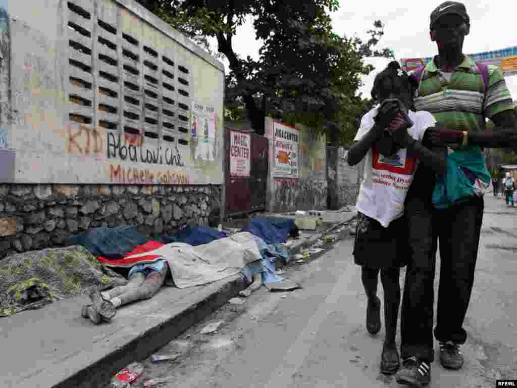 Catastrophe In Haiti #4
