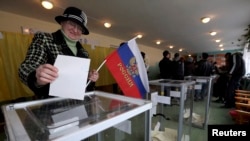 Крым -- Жители Крыма голосуют на референдуме, 16 марта 2014 г․