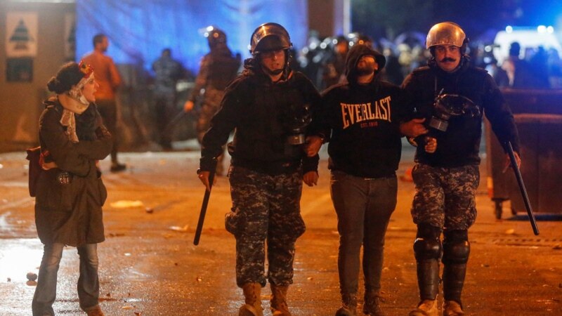 Oko 400 ljudi ranjeno u Bejrutu tokom sukoba demonstranata sa policijom 
