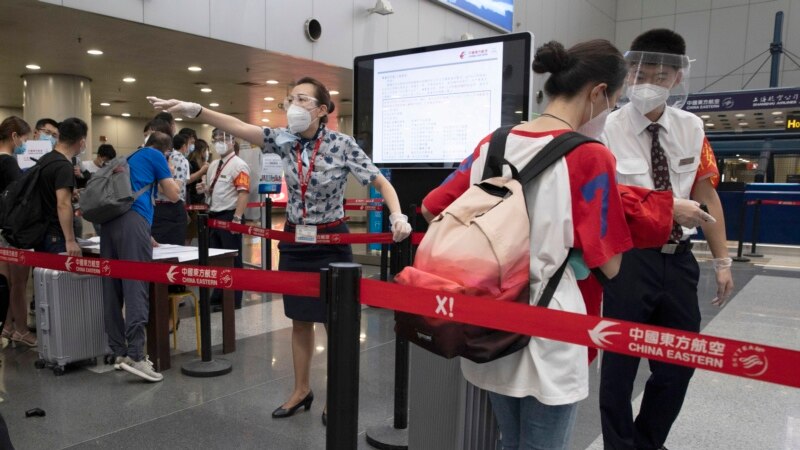 Кина повторно издава визи за патници од Јапонија