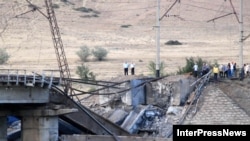 Georgia's Kaspi Bridge in ruins