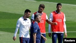 Paris St Germain ակումբի գլխավոր մարզիչ Կրիստոֆ Գալտյեն, արխիվ: 