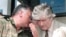 Radovan Karadžić (d) i Ratko Mladić (l) tokom sastanka na Palama 5. Avgust 1993.