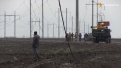 Активісти наглядають за ремонтом ЛЕП біля Чаплинки (відео)