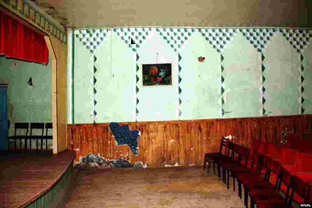 Saatlı rayonunda mədəniyyət evi #13