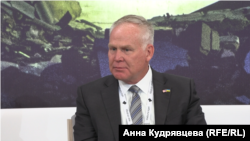 Американський сенатор-республіканець Алан Армстронг від штату Оклахома. Київ, 14 вересня 2026 року