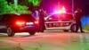 Policija blizu migrantskog centra u Blažuju nakon sukoba, 26. maja 2025.
