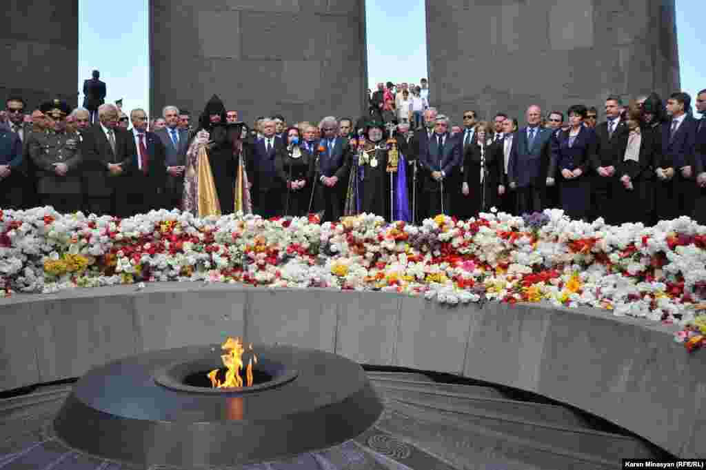 Armenia -- Armenia Marks Genocide Anniversary, Tsitsernakaberd, Yerevan, 24Apr2012