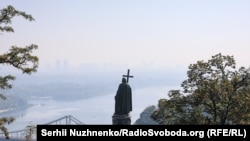 У Києві 20 вересня забруднення повітря, за даними влади, в пʼять разів перевищувало норму за гранично допустимими концентраціями. 