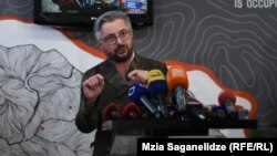 Նիկա Գվարամիա, արխիվ