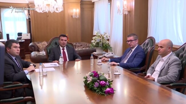Заев ќе размислува за избори, Мицкоски бара распуштање на Парламентот