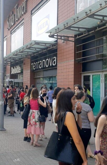 Има задържан за случая с намушканото в столичен търговски център