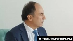 Азим Иброхим.