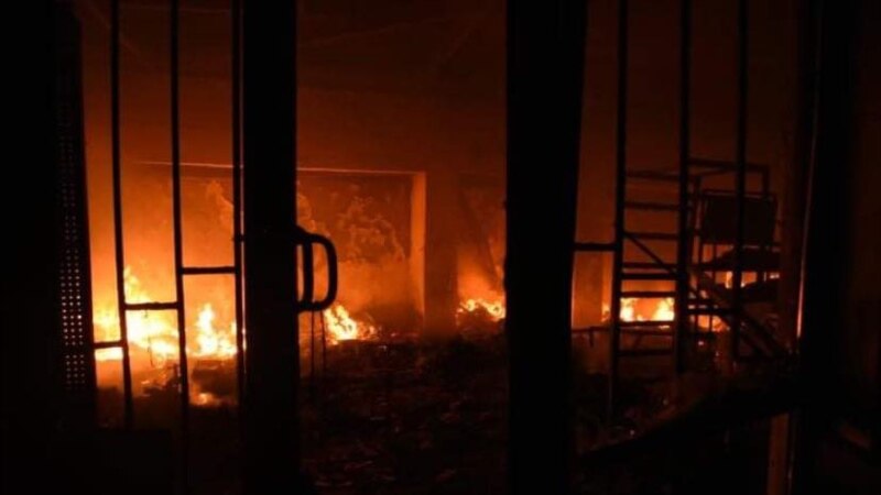 В Степанакерте в результате обстрела вспыхнул пожар