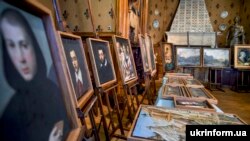 Stolen paintings rescued by Ukrainian law enforcement and border guards during the ceremony of their transfer to Italy at the premises of the Bogdan and Varvara Khanenkov National Museum of Arts.