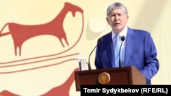 Ղրղըզստանի նախագահ Ալմազբեկ Աթամբաև, արխիվ