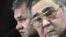 Министр по чрезвычайным ситуациям Сергей Шойгу (слева) и губернатор Кемеровской области Аман Тулеев на пресс-конференции в Междуреченске. Май 2010
