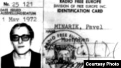 Посвідчення Павела Мінаржіка як працівника Радіо Вільна Європа – Радіо Свобода в Мюнхені, архів
